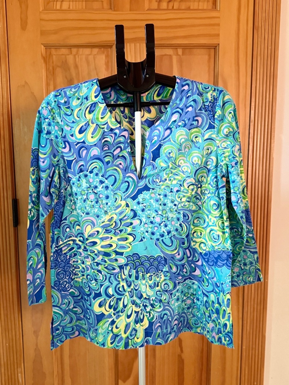 Lilly Pulitzer Amelia Island Lilly’s Lagoon V-neck Tunic Women Size Medium